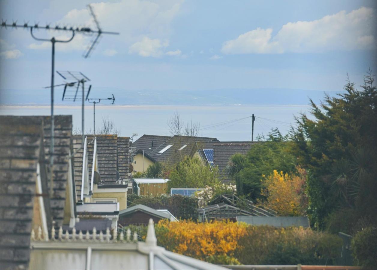 Ser Ar Y Bryn- Lovely Family Home With Garden, Walk To The Village And Beach 桑德斯富特 外观 照片
